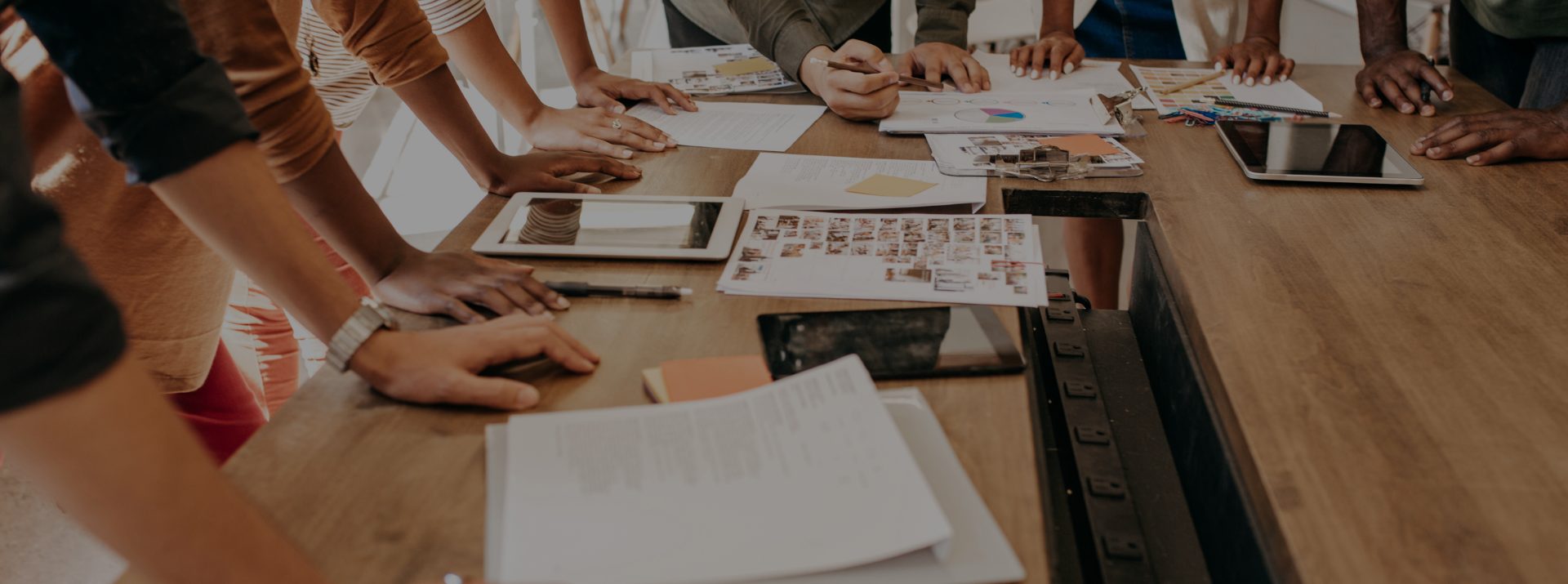 Marketing consulting organization banner